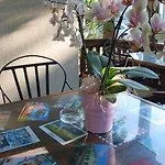 Campana Bed & Breakfast 4*