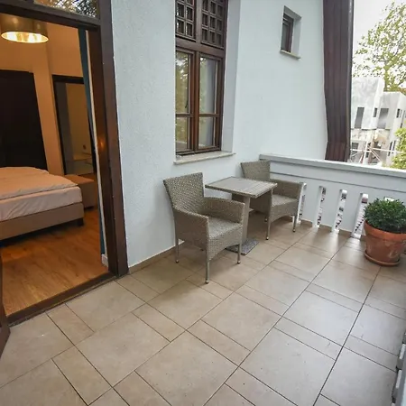 Oda ve Kahvaltı Campana